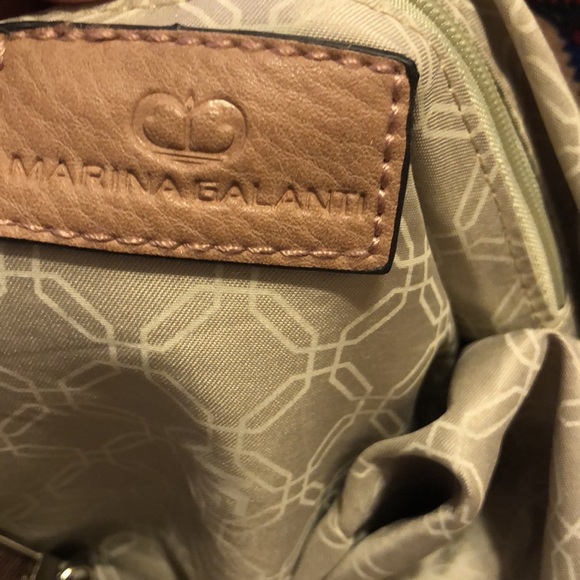 Marina Galanti large bag with removable strap.  Zipper close - Picture 10 of 10